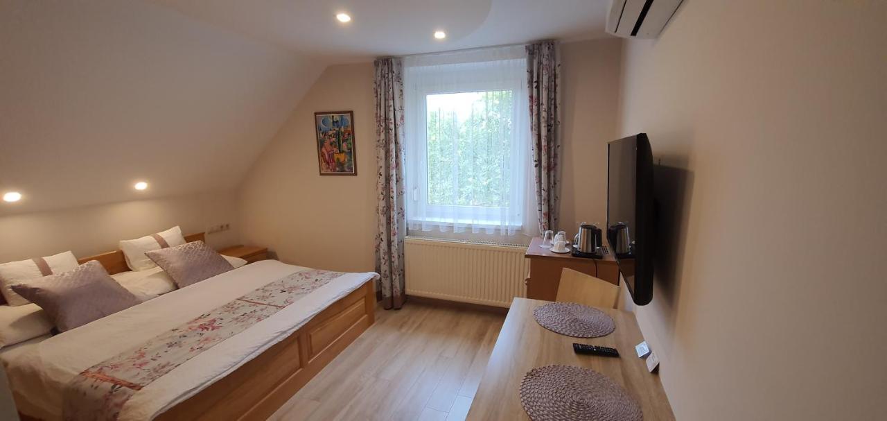 Tuenderlak Vendeghaz Apartment Balatonfüred Exterior foto